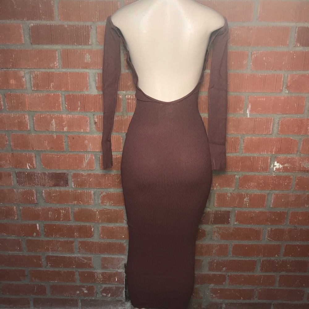 ☃️Kylie K Off The Shoulder Maxi Dress - Picture 6 of 7